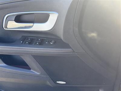 2010 Chevrolet Equinox LTZ   - Photo 8 - Englewood, CO 80113