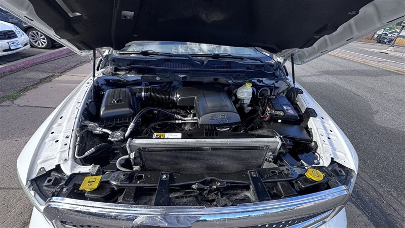 2016 RAM 1500 SLT - Photo 13 - Englewood, CO 80113