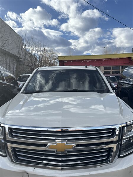 2015 Chevrolet Suburban LTZ's photo