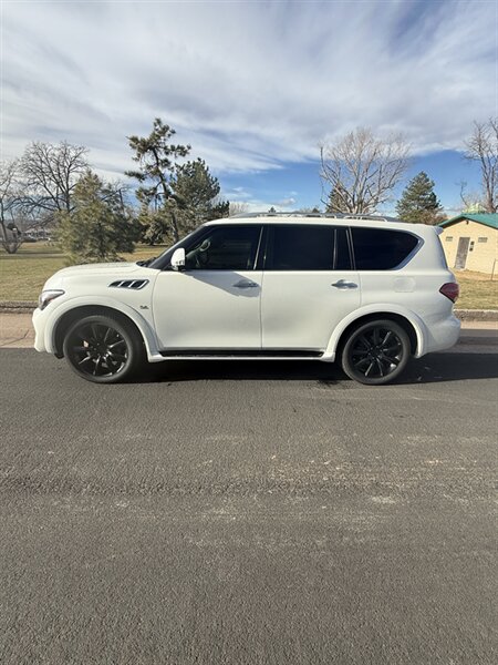 2015 INFINITI QX80 Base