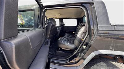 2005 Hummer H2 SUT   - Photo 10 - Englewood, CO 80113