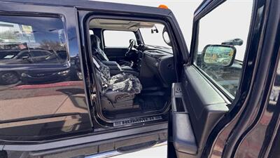2005 Hummer H2 SUT   - Photo 11 - Englewood, CO 80113
