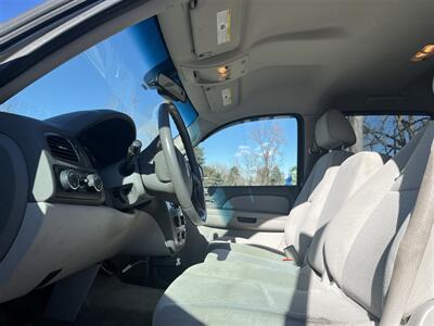 2007 Chevrolet Avalanche LS 1500   - Photo 9 - Englewood, CO 80113