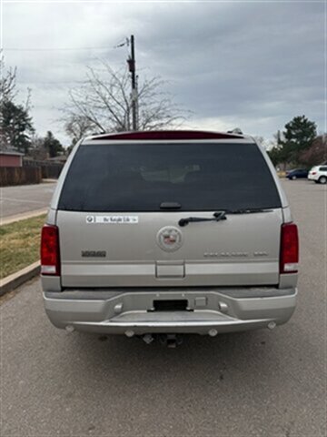 2005 Cadillac Escalade ESV - Photo 4 - Englewood, CO 80113