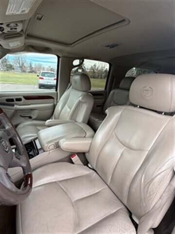 2005 Cadillac Escalade ESV - Photo 6 - Englewood, CO 80113