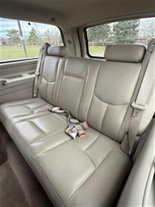 2005 Cadillac Escalade ESV - Photo 9 - Englewood, CO 80113