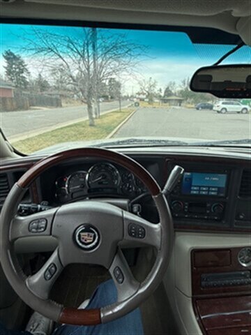 2005 Cadillac Escalade ESV - Photo 16 - Englewood, CO 80113