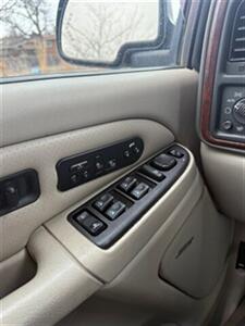2005 Cadillac Escalade ESV - Photo 14 - Englewood, CO 80113