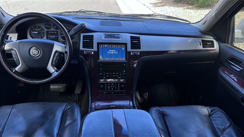 2008 Cadillac Escalade ESV - Photo 11 - Englewood, CO 80113