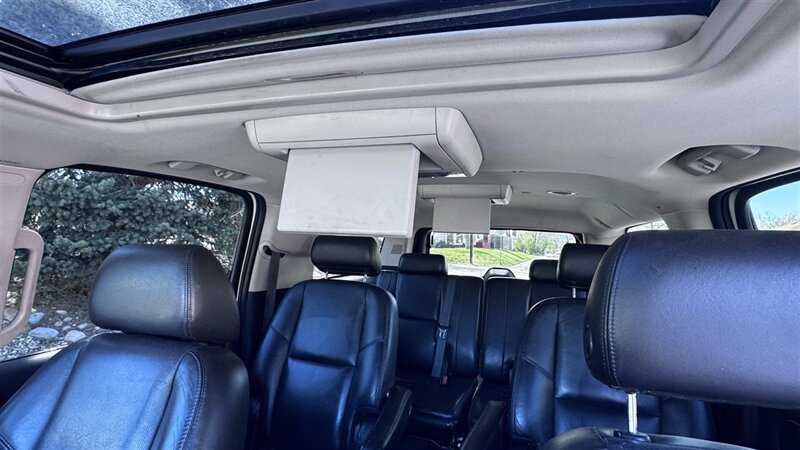 2008 Cadillac Escalade ESV - Photo 13 - Englewood, CO 80113