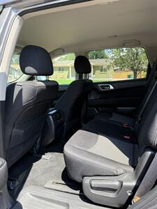 2017 Nissan Pathfinder SV   - Photo 20 - Englewood, CO 80113