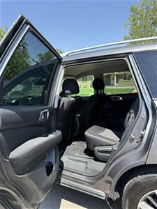 2017 Nissan Pathfinder SV   - Photo 8 - Englewood, CO 80113