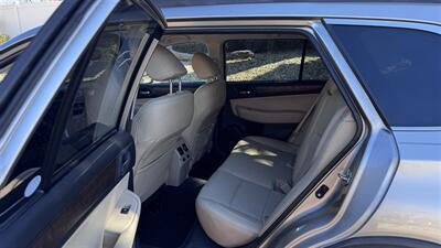 2016 Subaru Outback 2.5i Limited   - Photo 8 - Englewood, CO 80113