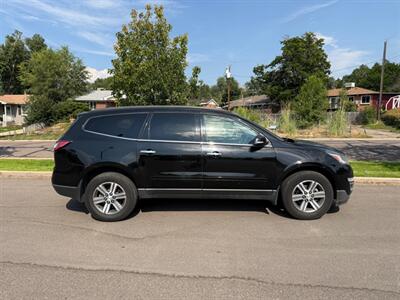 2017 Chevrolet Traverse LT   - Photo 3 - Englewood, CO 80113