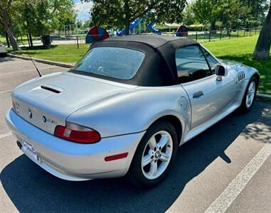 2002 BMW Z3 2.5i   - Photo 3 - Englewood, CO 80113