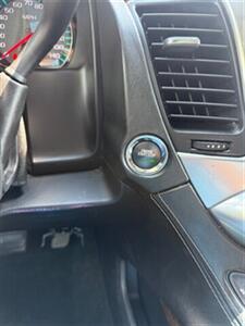 2016 Chevrolet Suburban LT 1500   - Photo 16 - Englewood, CO 80113