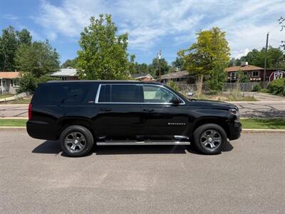 2016 Chevrolet Suburban LT 1500   - Photo 2 - Englewood, CO 80113