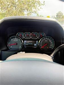 2016 Chevrolet Suburban LT 1500   - Photo 19 - Englewood, CO 80113