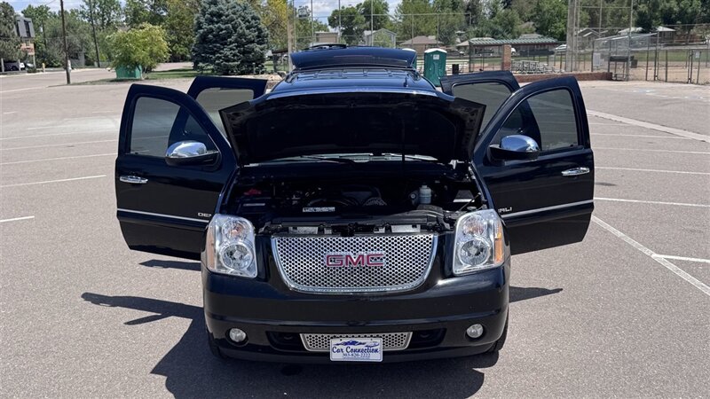 2008 GMC Yukon Denali - Photo 7 - Englewood, CO 80113