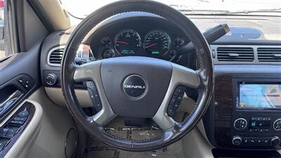 2008 GMC Yukon Denali - Photo 14 - Englewood, CO 80113