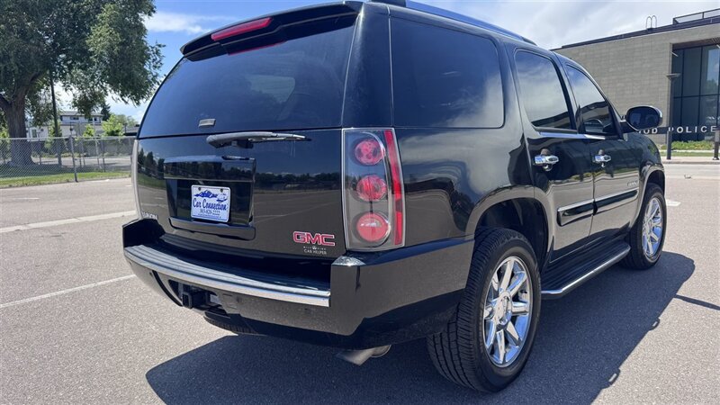 2008 GMC Yukon Denali - Photo 6 - Englewood, CO 80113