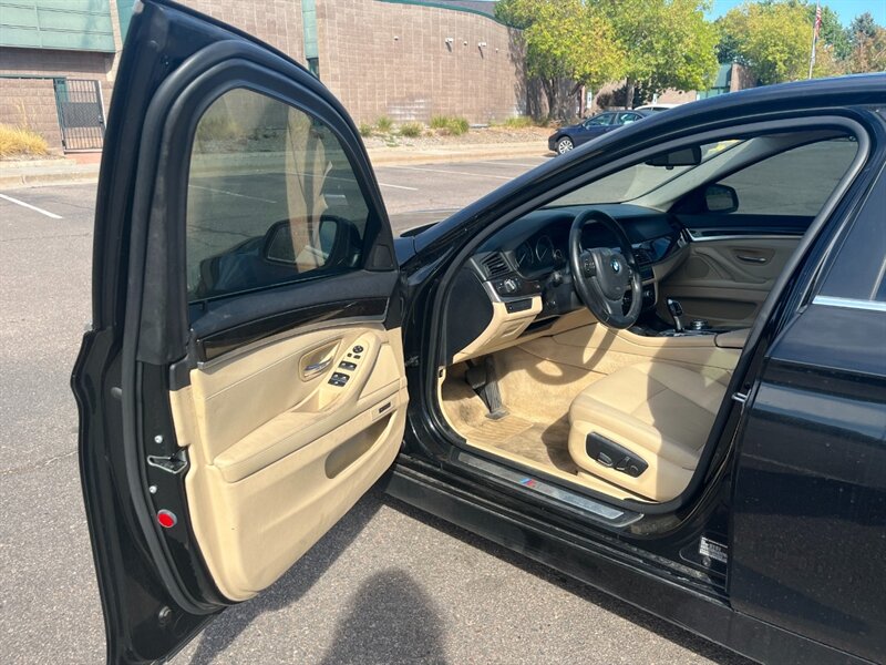 2015 BMW 528i - Photo 8 - Englewood, CO 80113