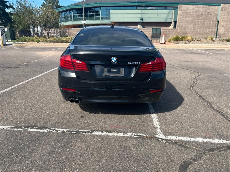 2015 BMW 528i - Photo 5 - Englewood, CO 80113