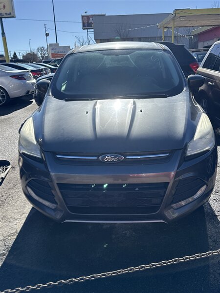 2017 Ford Escape SE - Photo 2 - Englewood, CO 80113