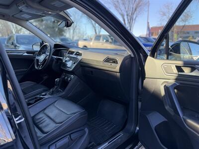 2021 Volkswagen Tiguan SEL Premium R-Line 4Motion   - Photo 6 - Edmonton, AB T5W 1E5