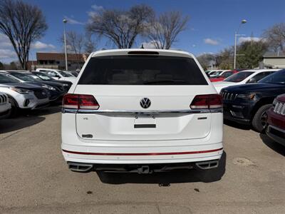 2021 Volkswagen Atlas V6 SEL Premium R-Line 4Motion   - Photo 5 - Edmonton, AB T5W 1E5