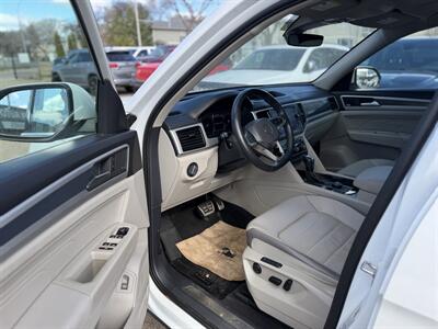 2021 Volkswagen Atlas V6 SEL Premium R-Line 4Motion   - Photo 11 - Edmonton, AB T5W 1E5