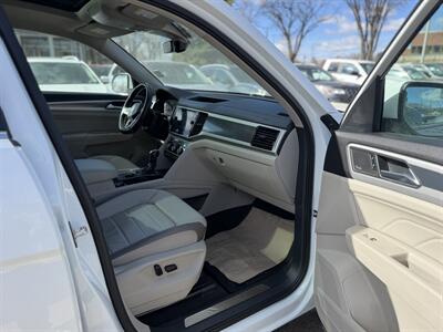 2021 Volkswagen Atlas V6 SEL Premium R-Line 4Motion   - Photo 7 - Edmonton, AB T5W 1E5