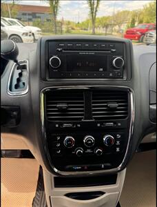 2017 Dodge Grand Caravan SE   - Photo 12 - Edmonton, AB T5W 1E5