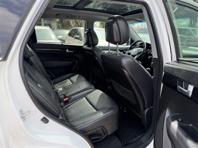 2015 Kia Sorento SX Limited - Photo 8 - Edmonton, AB T5W 1E5