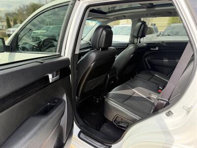 2015 Kia Sorento SX Limited - Photo 9 - Edmonton, AB T5W 1E5