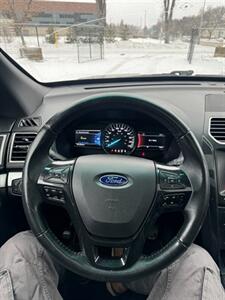 2017 Ford Explorer XLT   - Photo 13 - Edmonton, AB T5W 1E5