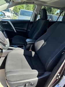 2017 Toyota RAV4 XLE   - Photo 10 - Edmonton, AB T5W 1E5
