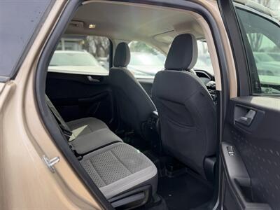 2020 Ford Escape SE  One Owner No Accidents - Photo 8 - Edmonton, AB T5W 1E5