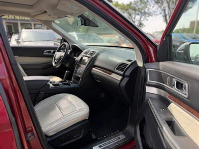 2019 Ford Explorer Platinum   - Photo 7 - Edmonton, AB T5W 1E5