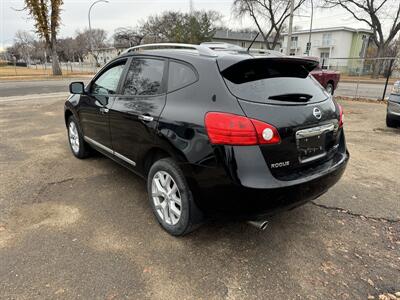 2013 Nissan Rogue SV   - Photo 4 - Edmonton, AB T5W 1E5