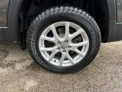 2016 Jeep Cherokee Latitude   - Photo 15 - Edmonton, AB T5W 1E5