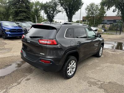 2016 Jeep Cherokee Latitude   - Photo 4 - Edmonton, AB T5W 1E5