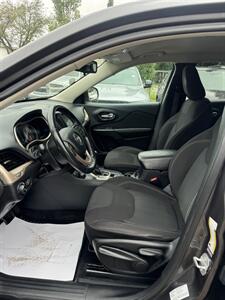 2016 Jeep Cherokee Latitude   - Photo 10 - Edmonton, AB T5W 1E5