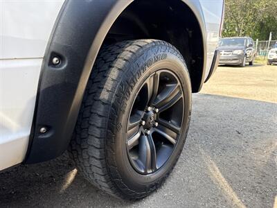 2021 RAM 1500 Classic SLT   - Photo 13 - Edmonton, AB T5W 1E5