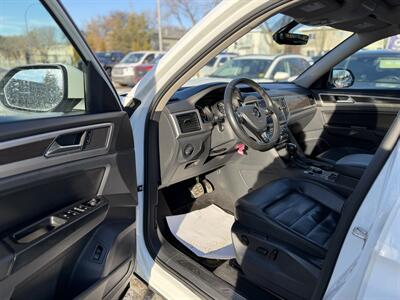 2019 Volkswagen Atlas V6 SEL R-Line 4Motion   - Photo 11 - Edmonton, AB T5W 1E5