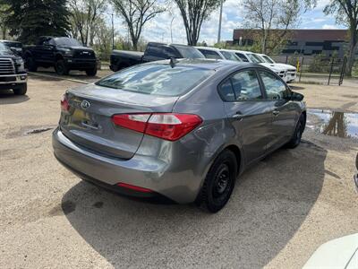 2016 Kia Forte LX   - Photo 6 - Edmonton, AB T5W 1E5