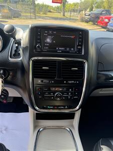 2018 Dodge Grand Caravan Crew   - Photo 13 - Edmonton, AB T5W 1E5