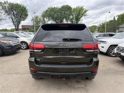 2017 Jeep Grand Cherokee Laredo - Photo 5 - Edmonton, AB T5W 1E5