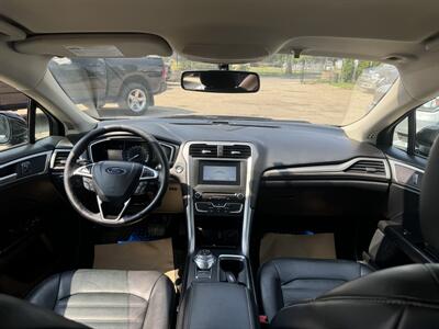 2017 Ford Fusion SE   - Photo 8 - Edmonton, AB T5W 1E5