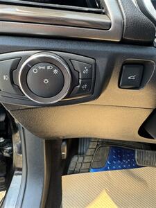 2017 Ford Fusion SE   - Photo 10 - Edmonton, AB T5W 1E5